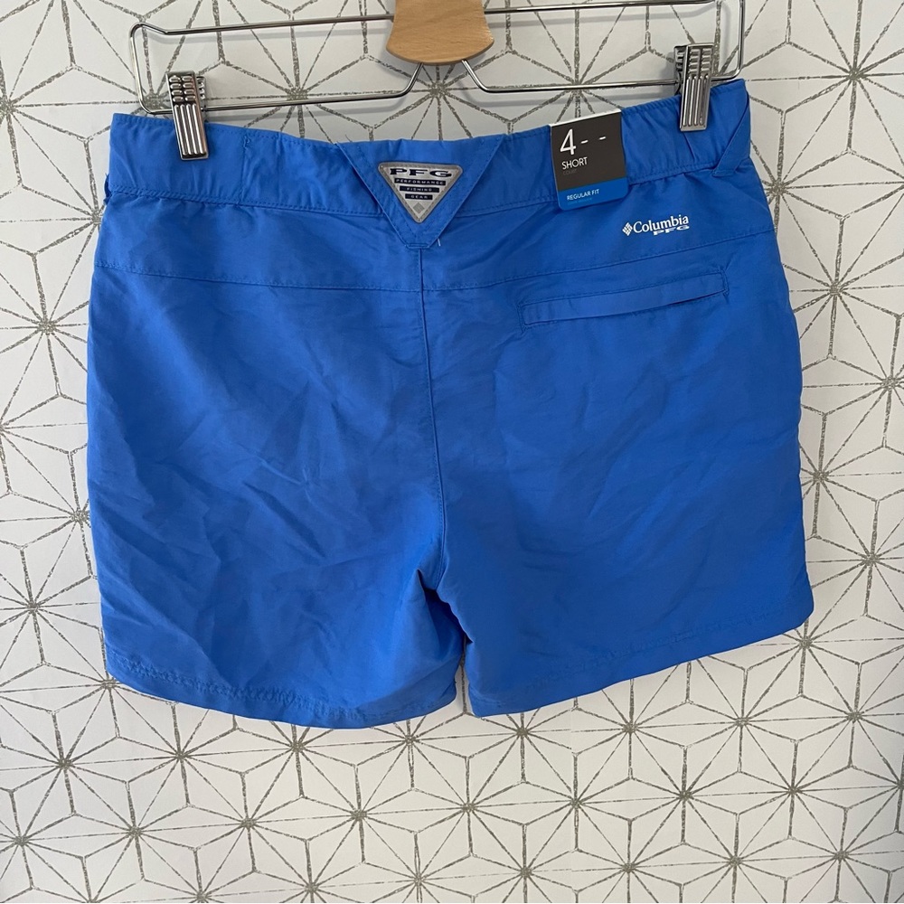 Columbia Women's Blue Cargo Shorts